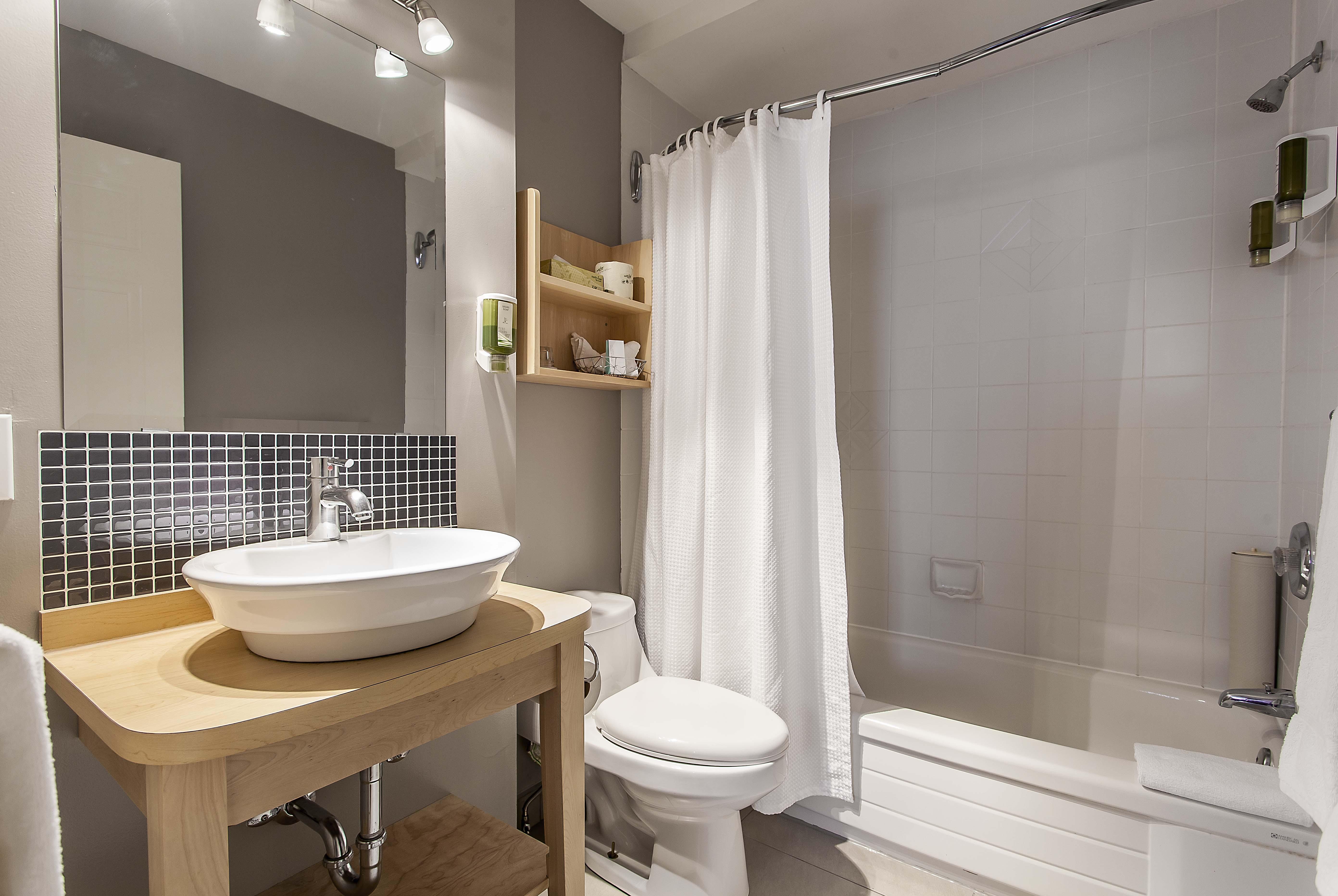 Auberge De La Fontaine Montreal Bagian luar foto