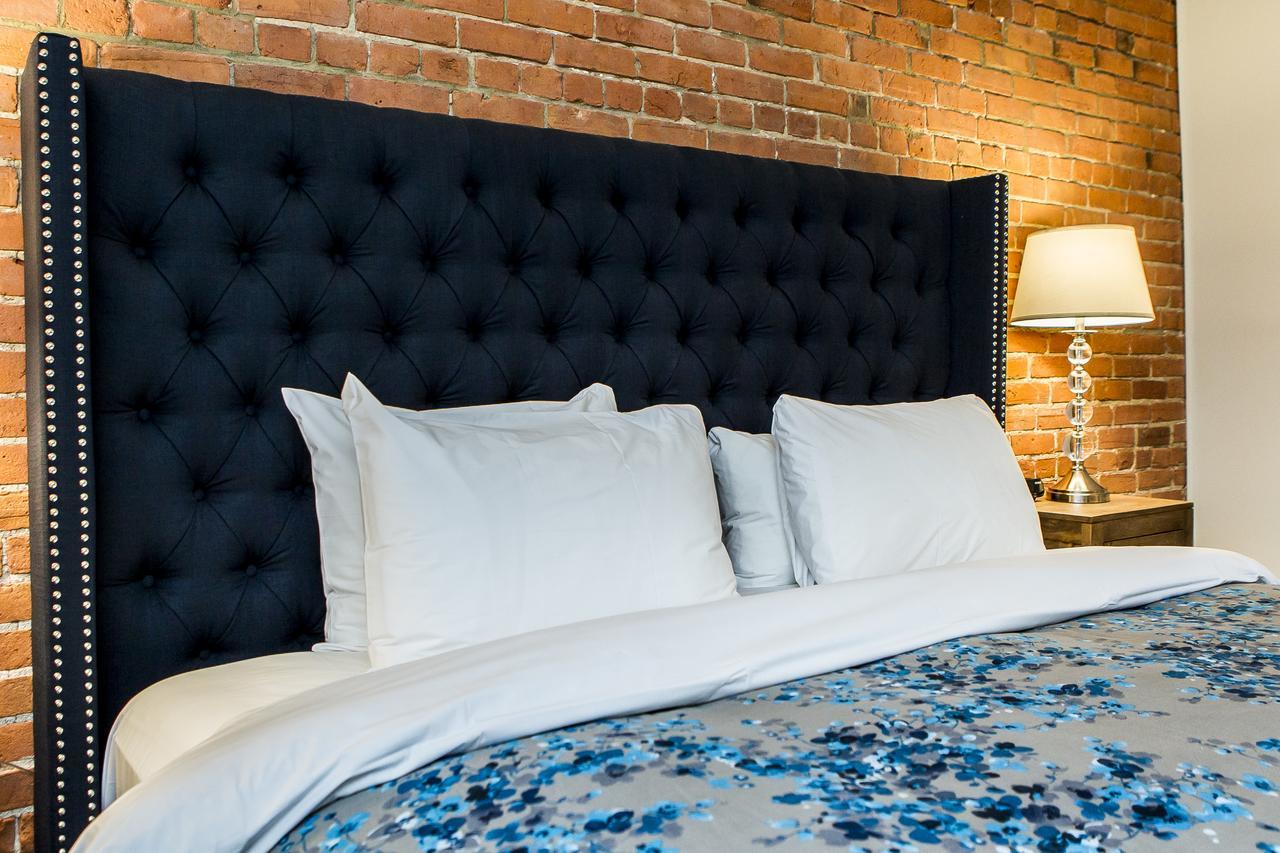 Auberge De La Fontaine Montreal Bagian luar foto