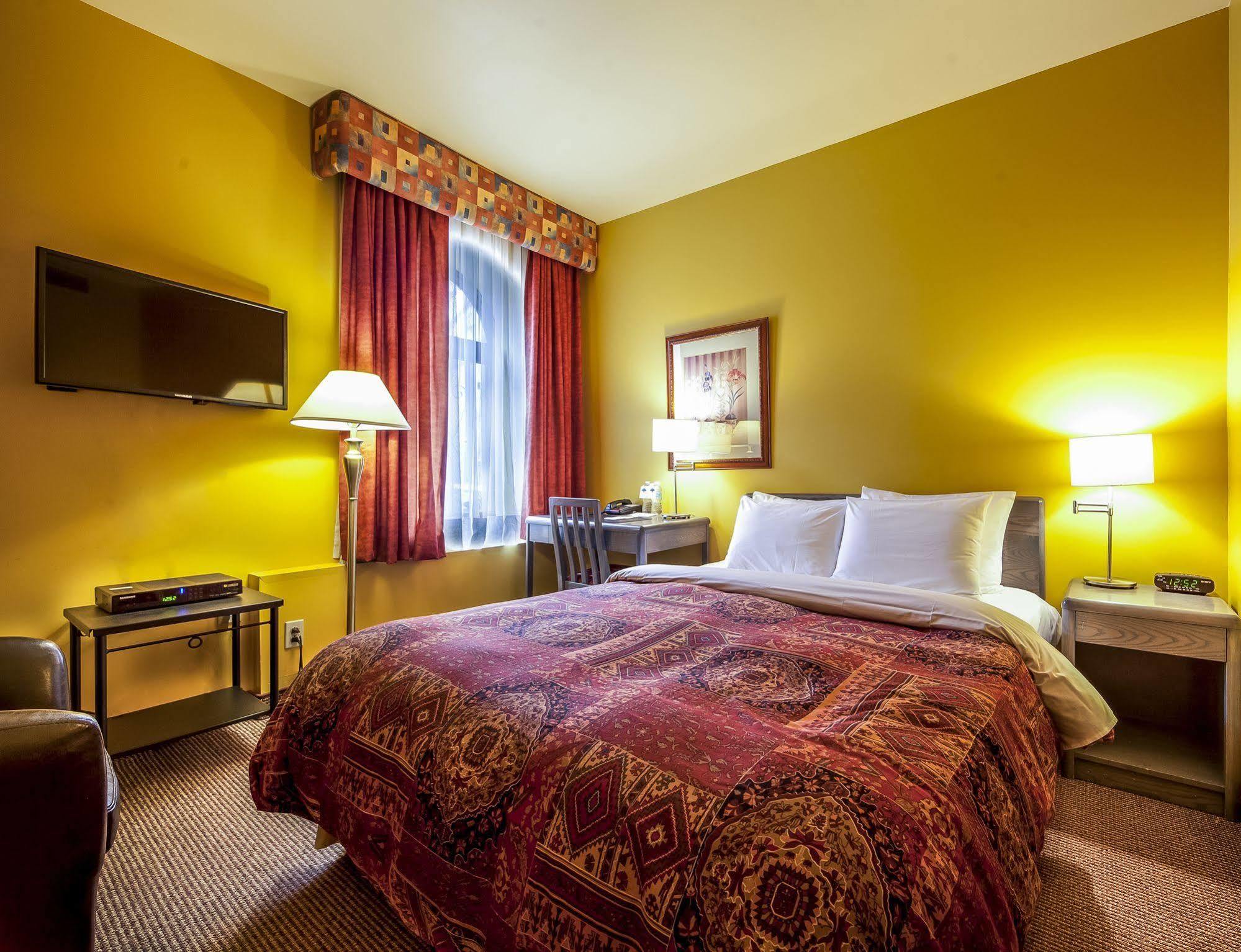 Auberge De La Fontaine Montreal Bagian luar foto