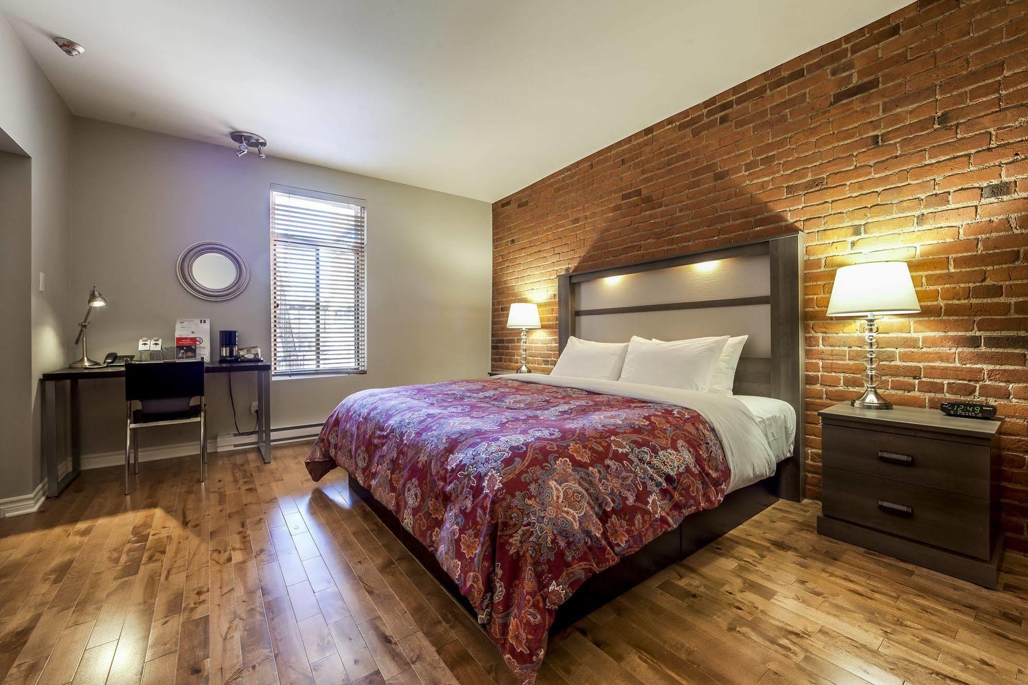 Auberge De La Fontaine Montreal Bagian luar foto