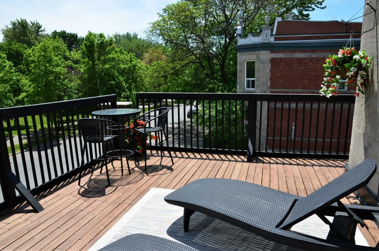 Auberge De La Fontaine Montreal Bagian luar foto